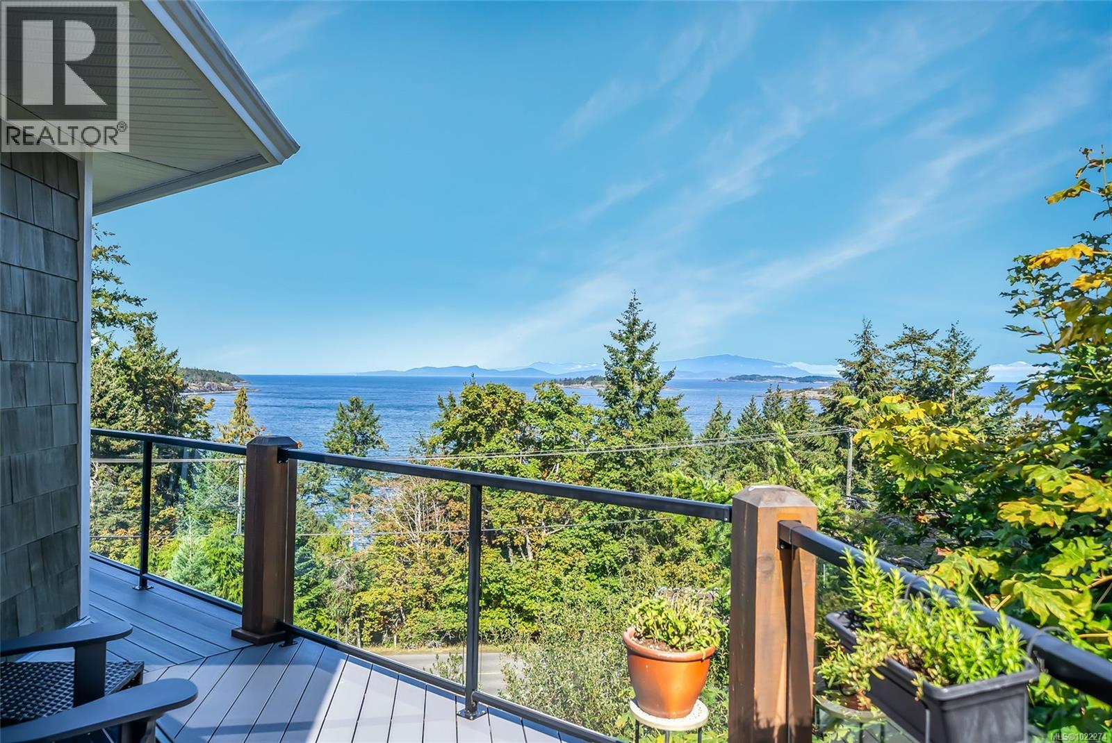 3182 DOLPHIN DR - 29