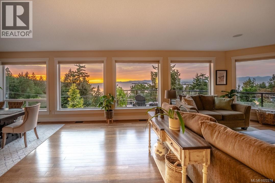 3182 DOLPHIN DR - Image 3