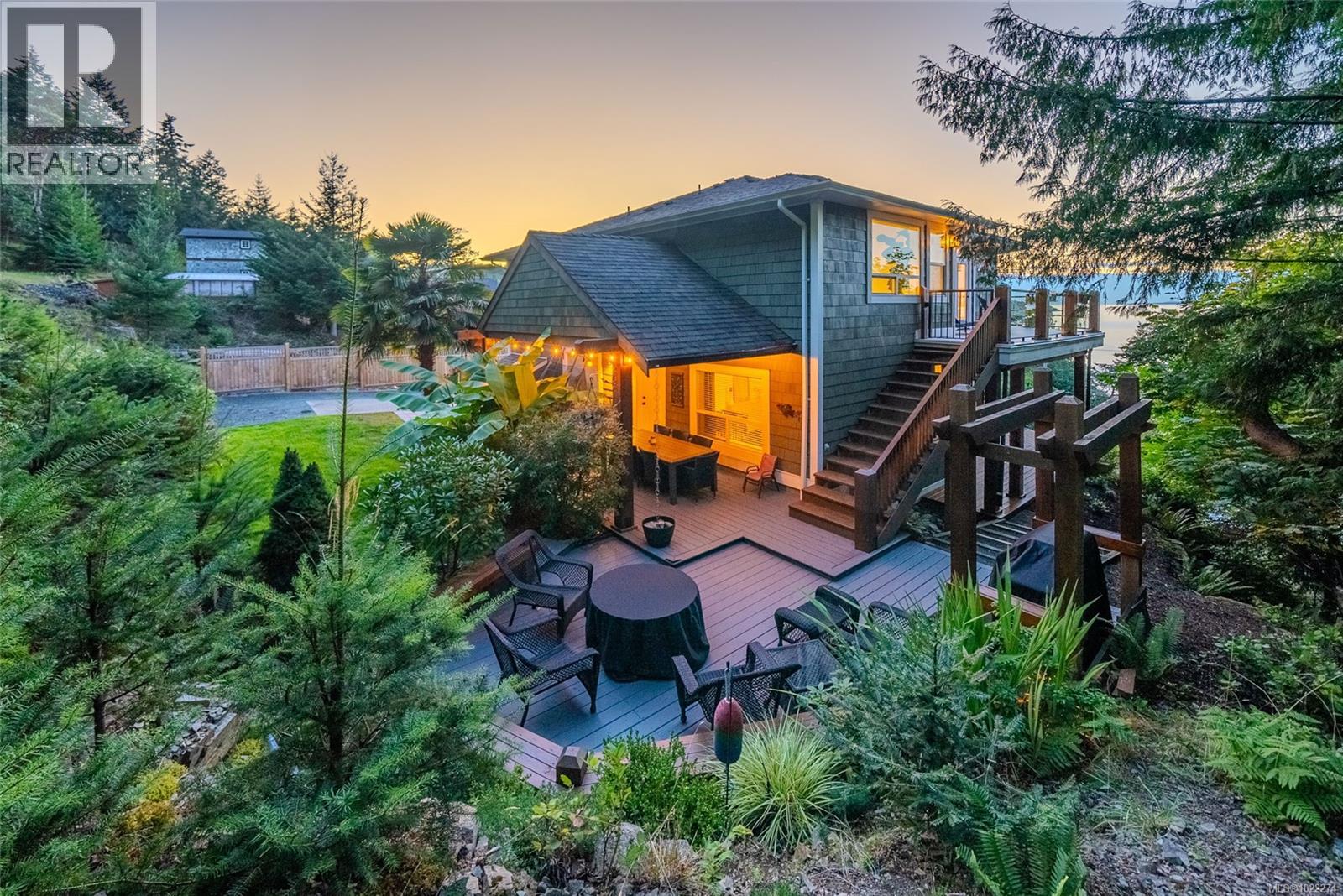 3182 Dolphin Dr - 47