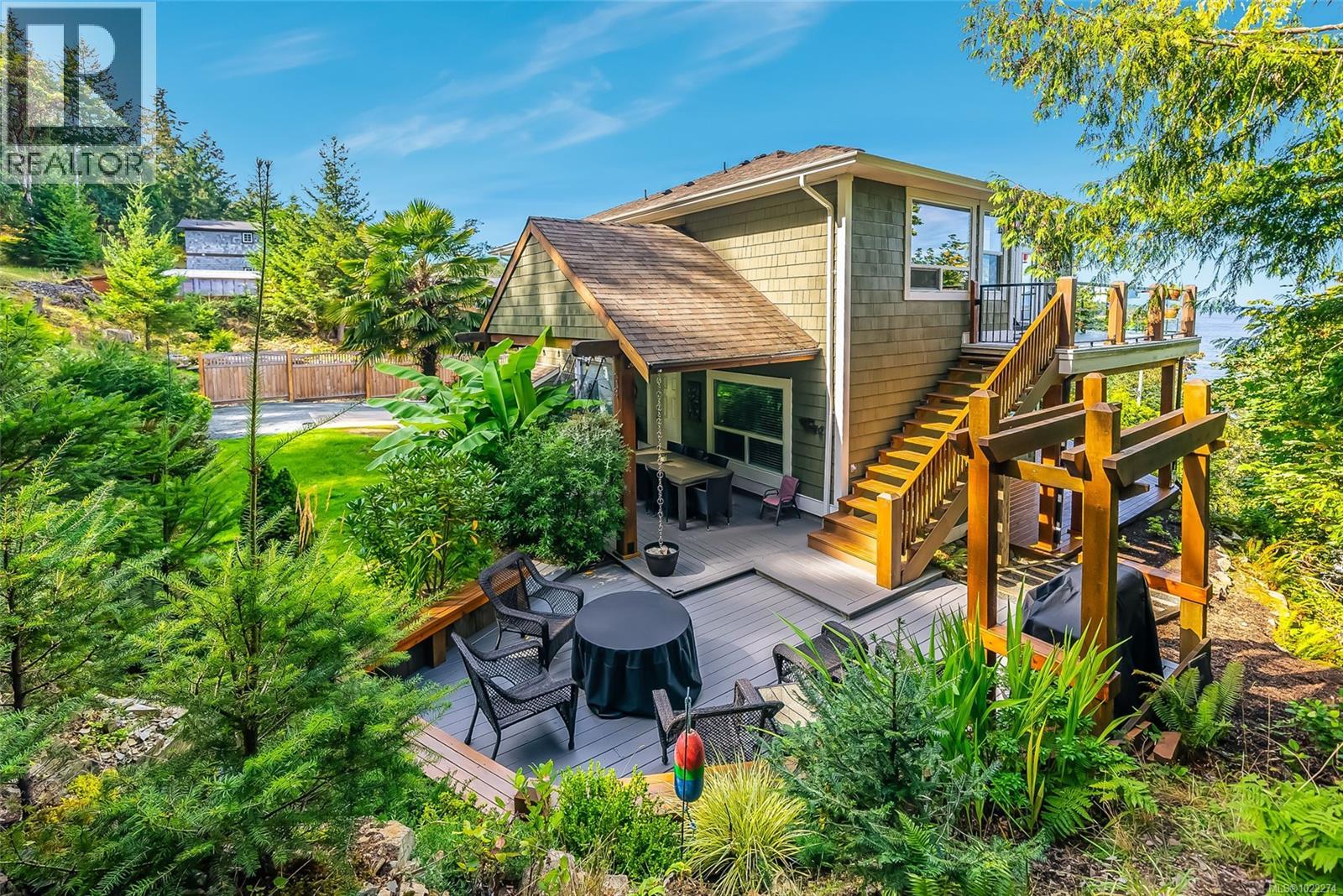 3182 Dolphin Dr - 9