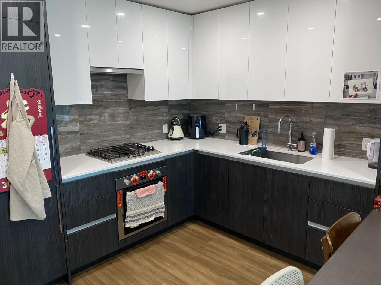 1888 GILMORE Avenue - main photo