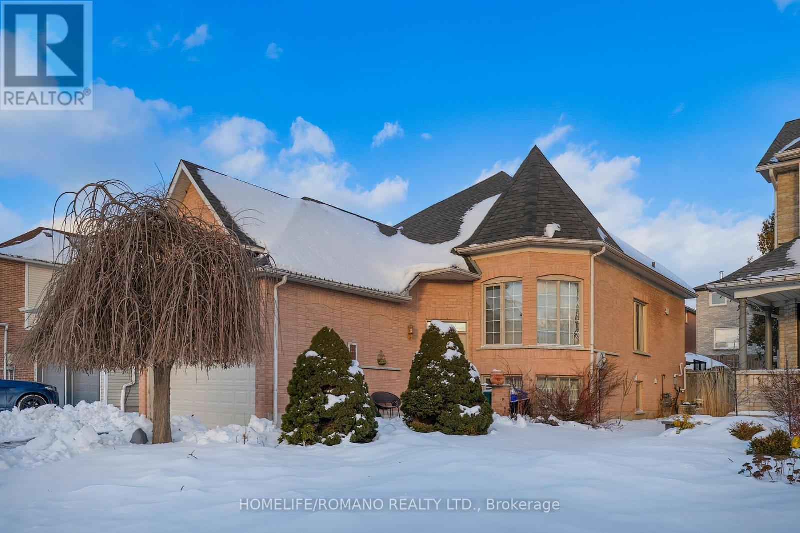 25 BEDELL CRESCENT - 2