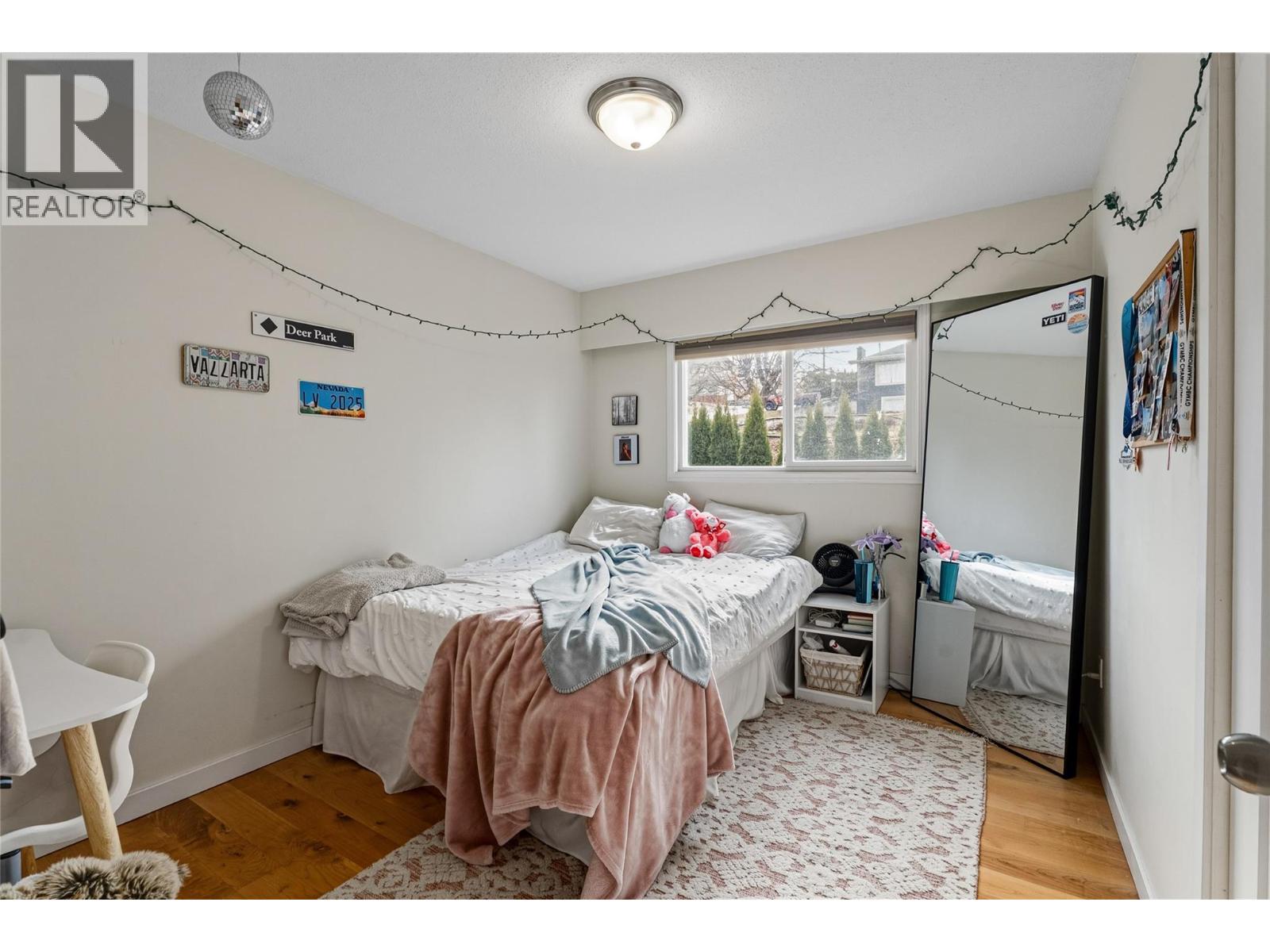 1971 3 AVENUE SE - 24