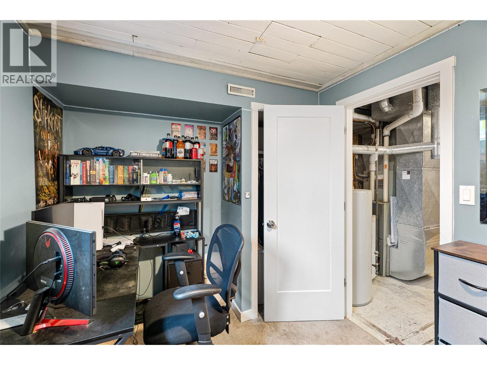 1971 3 AVENUE SE - 35