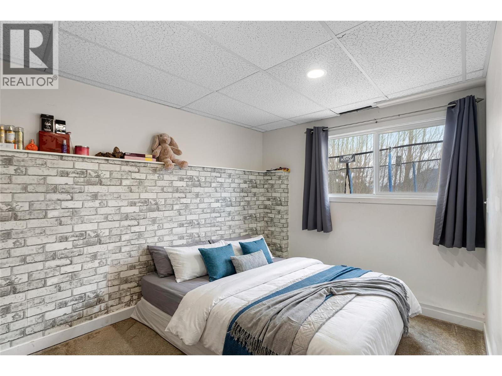 1971 3 AVENUE SE - 42