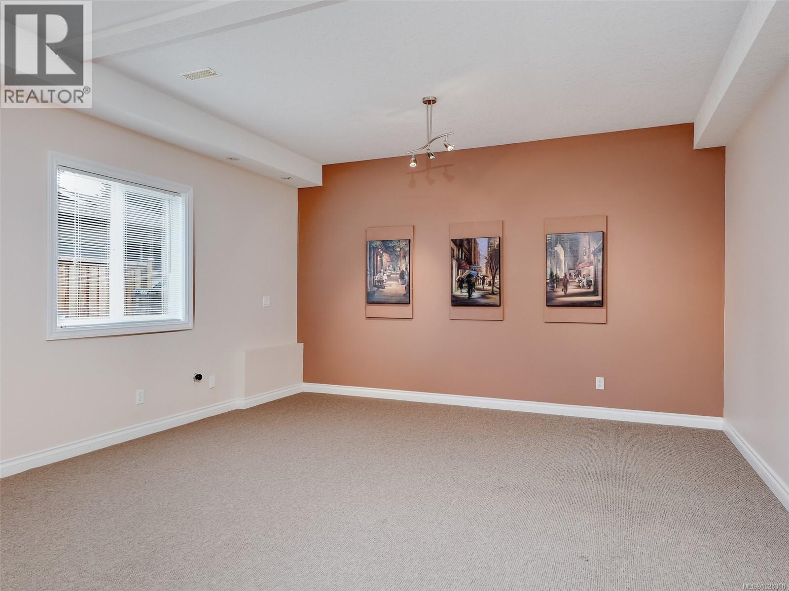  1668 Cresswell Drive, North Saanich