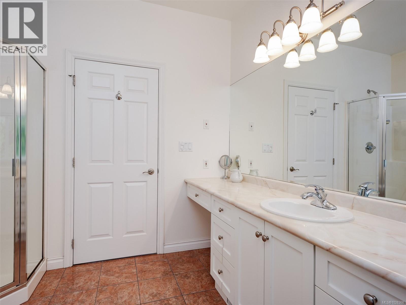  1668 Cresswell Drive, North Saanich