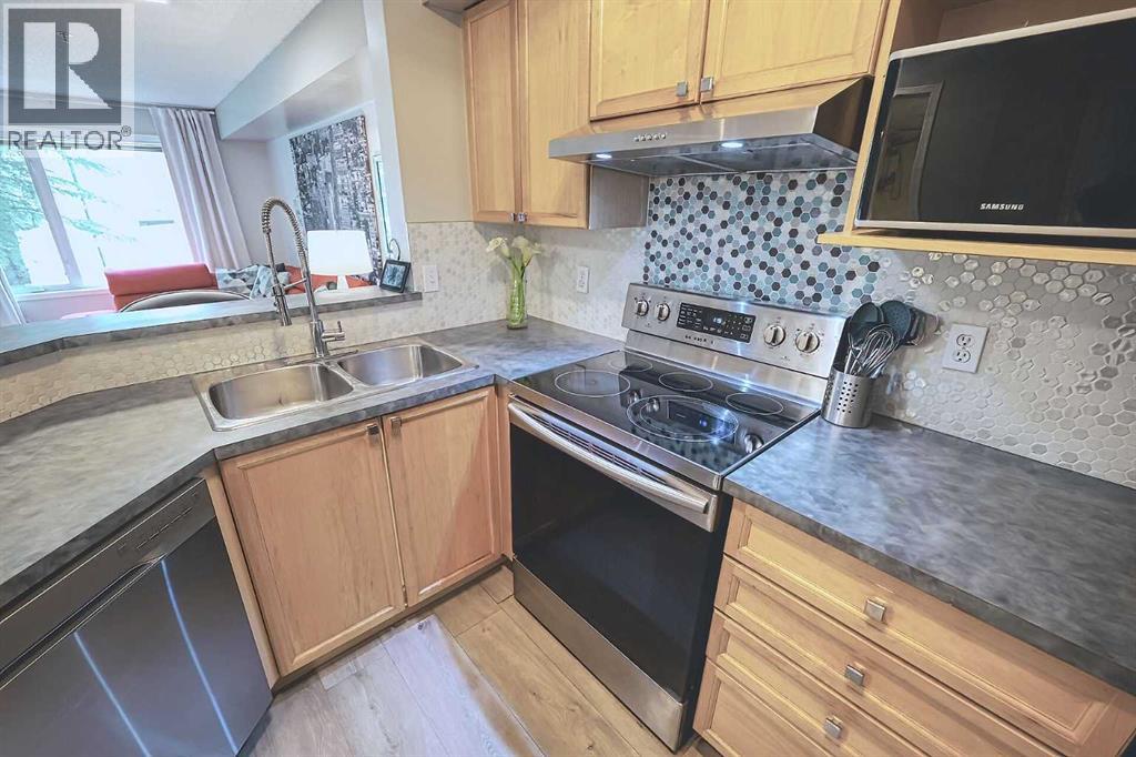 Single Family House for Sale in   Arbour Lake Road NW Arbour Lake Calgary 