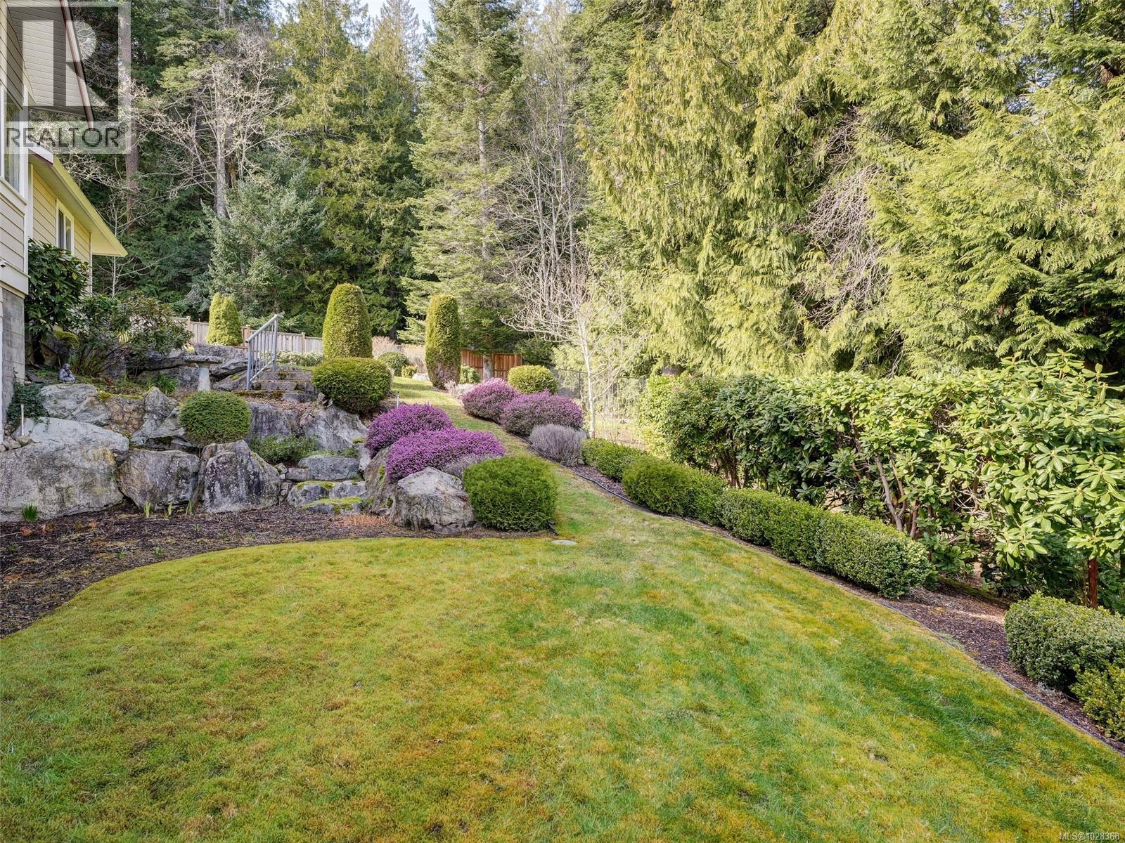  1668 Cresswell Drive, North Saanich