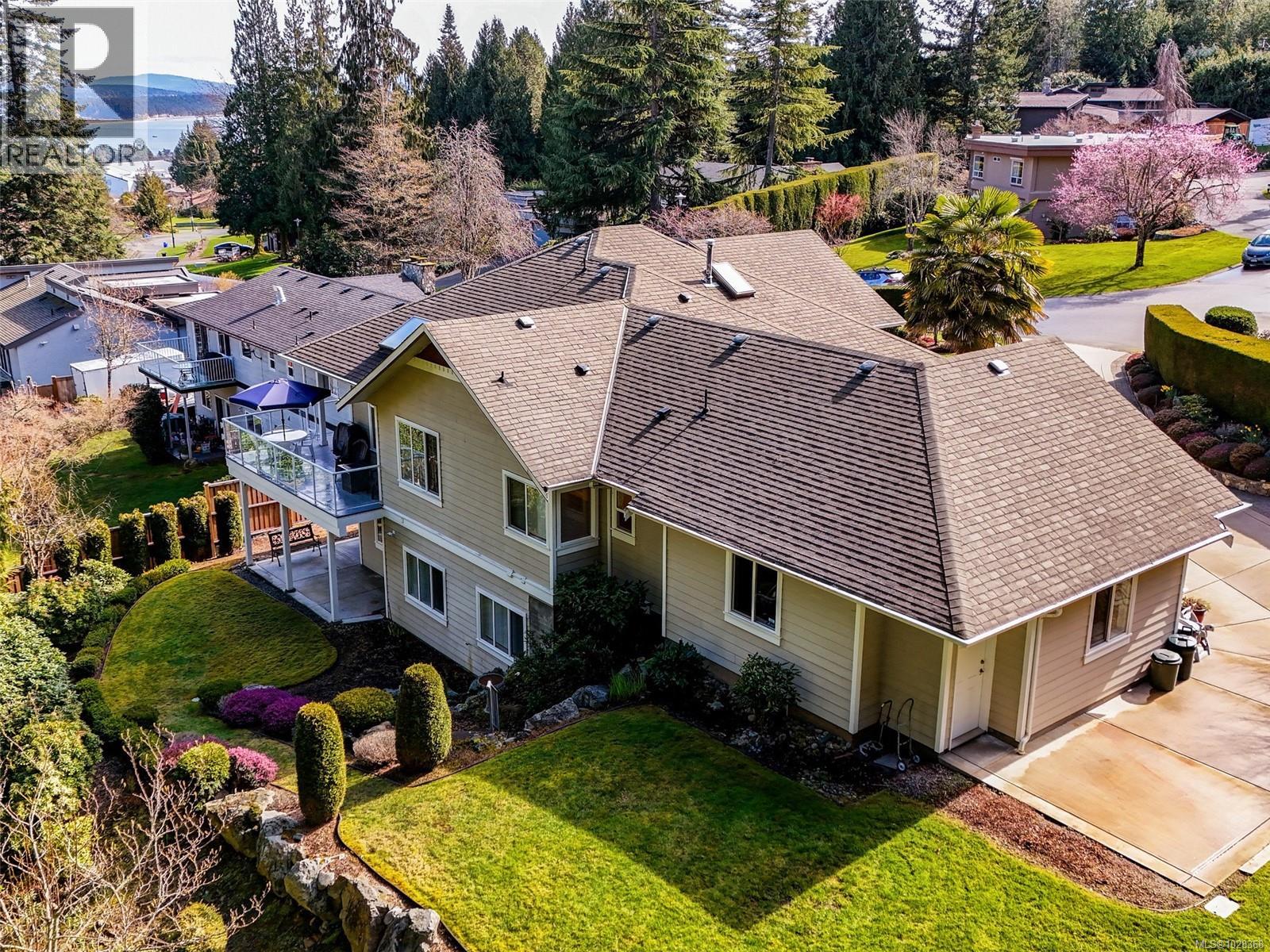  1668 Cresswell Drive, North Saanich