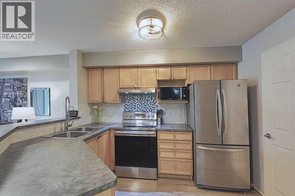 Single Family House for Sale in   Arbour Lake Road NW Arbour Lake Calgary 