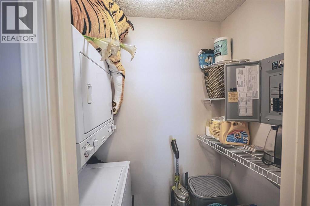 Single Family House for Sale in   Arbour Lake Road NW Arbour Lake Calgary 