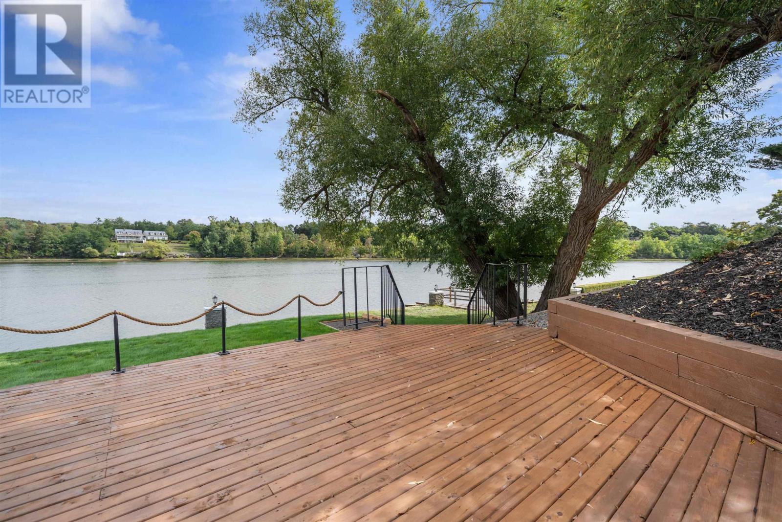 489 TERRACE STREET - 9