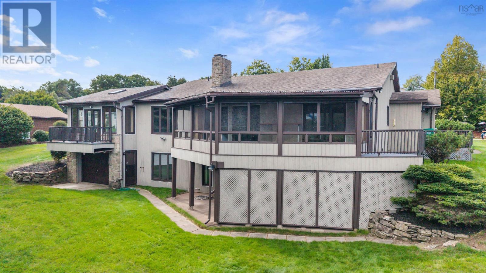 489 TERRACE STREET - 11