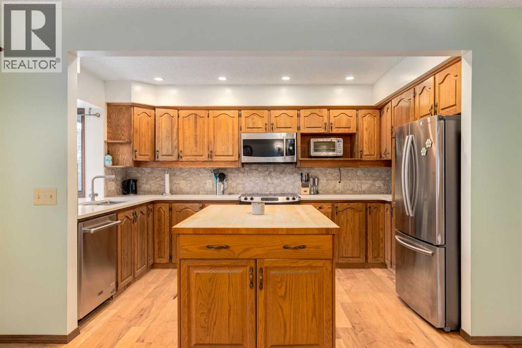 Single Family House Bungalow for Sale in  Sunmount Road SE Sundance Calgary 