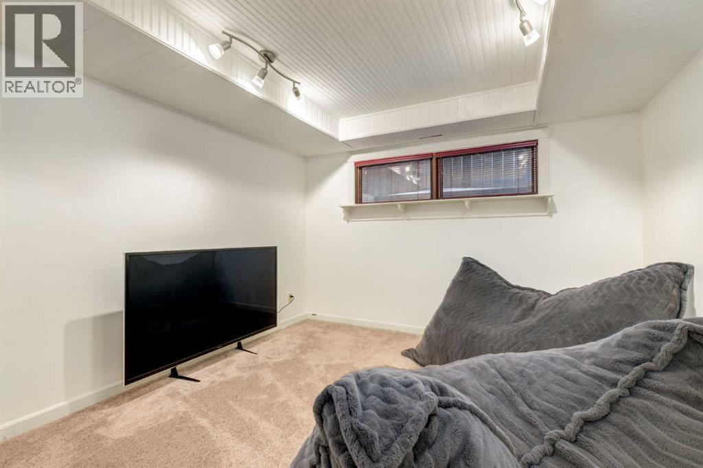 Single Family House Bungalow for Sale in  Sunmount Road SE Sundance Calgary 