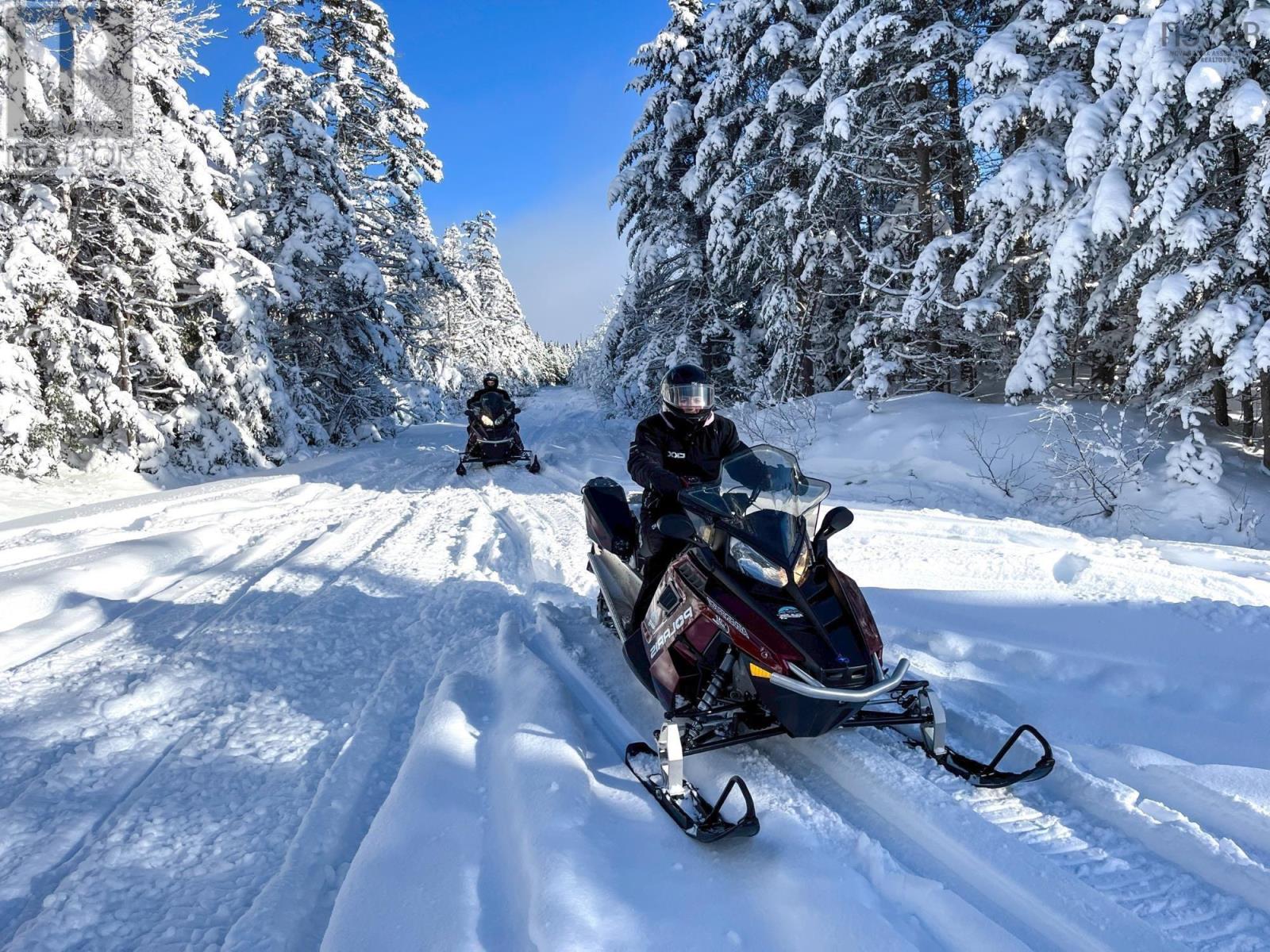 Property 24 of 30 of Unit 102 38693 Cabot Trail