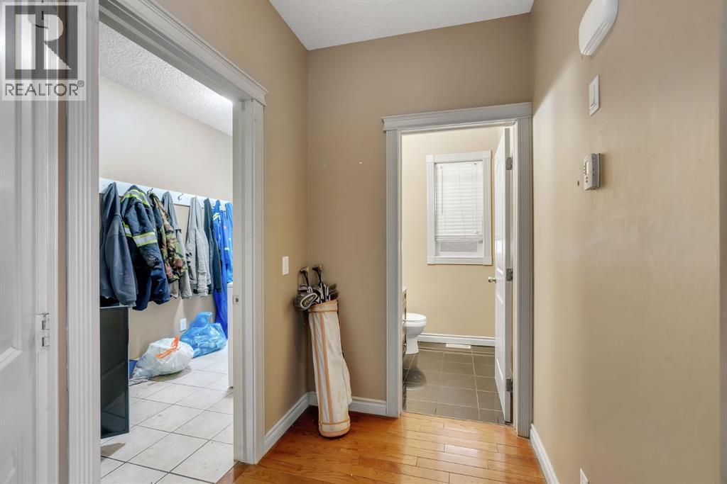 Single Family House for Sale in  Cranleigh Drive SE Cranston Calgary 