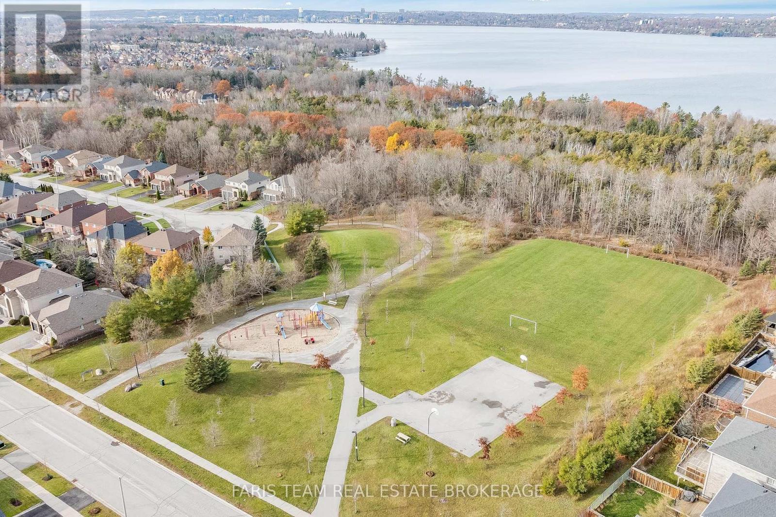 56 JEWEL HOUSE LANE,Barrie (Innis-Shore),,