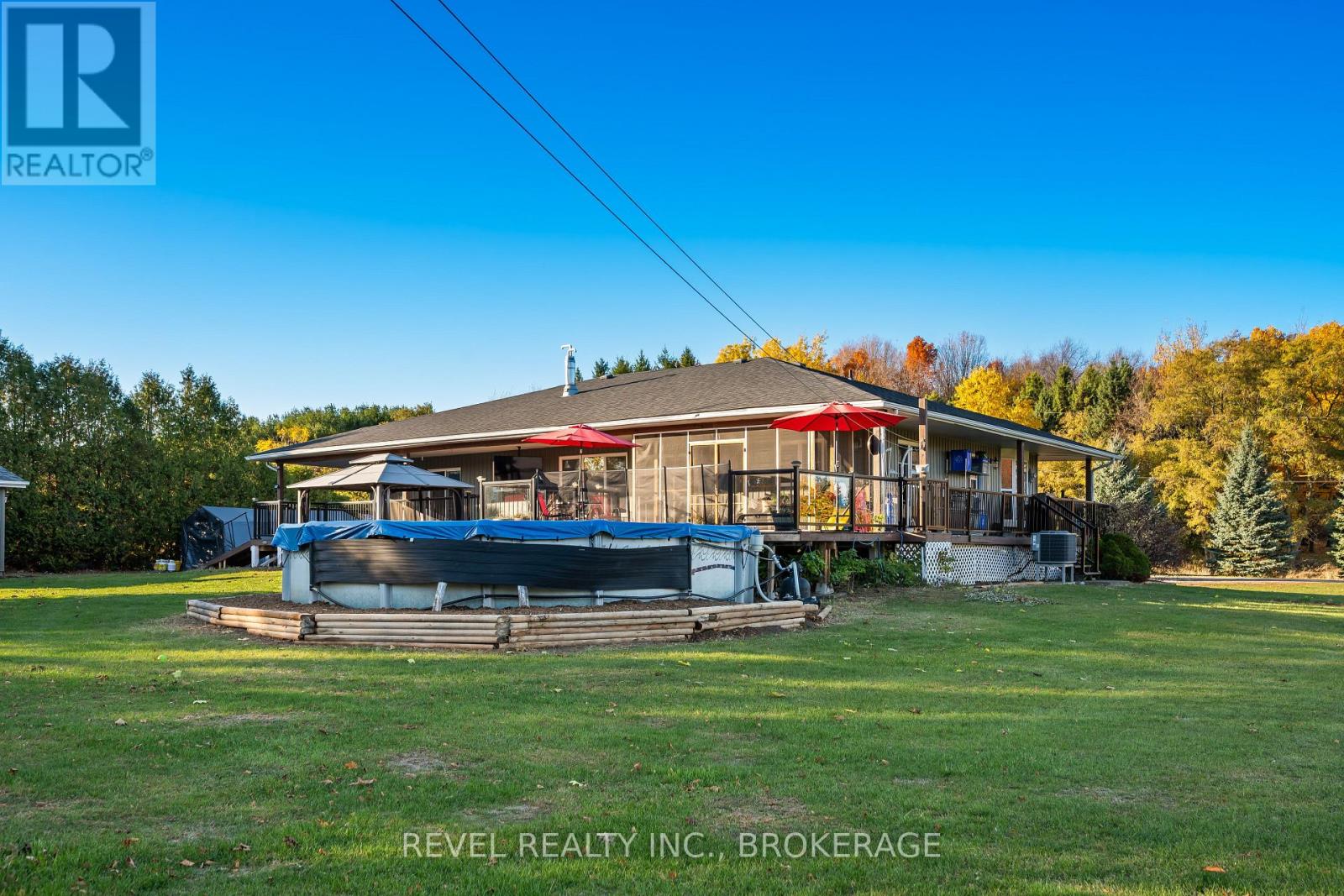 2089 SUNBURY ROAD — photo 47