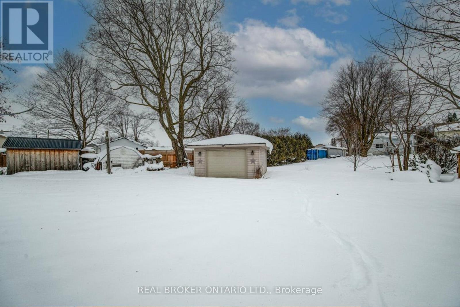245 JOHN ROSA STREET E - 30