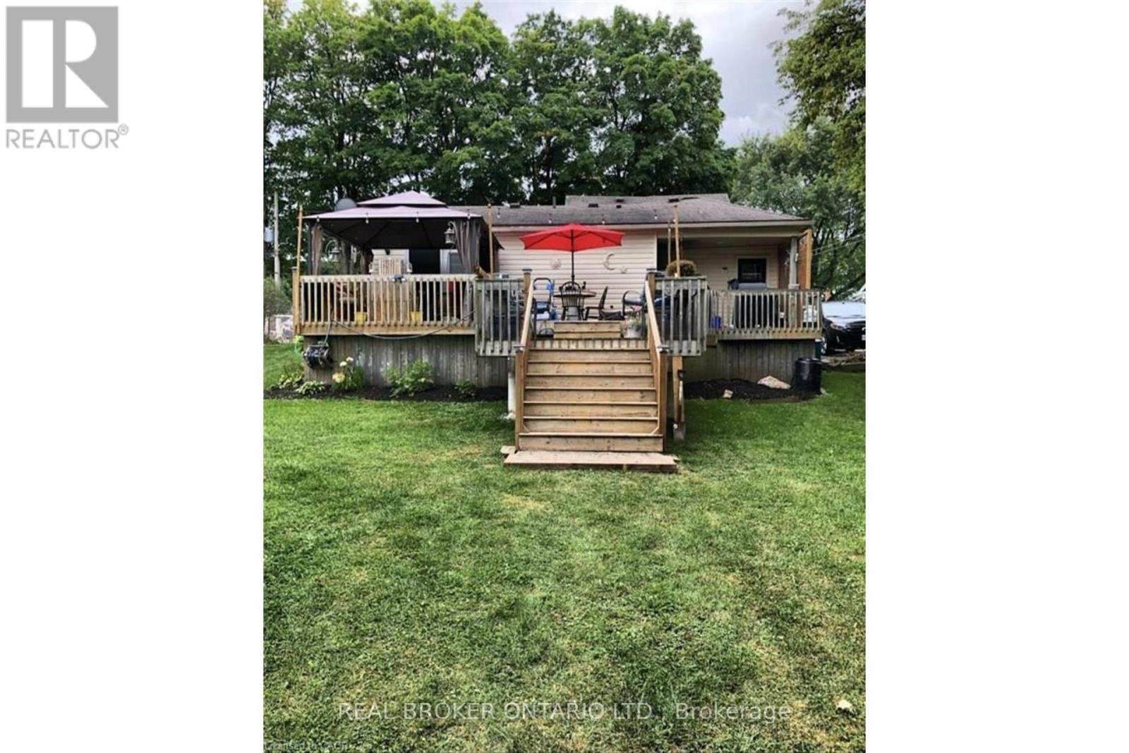 245 JOHN ROSA STREET E - 19