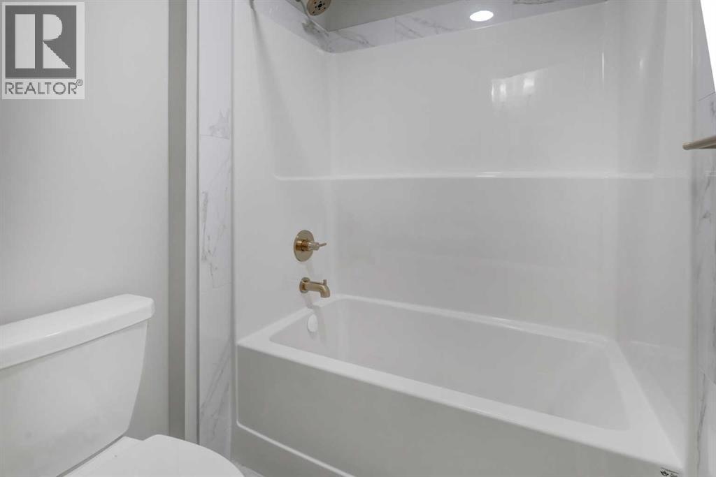 Single Family House for Sale in  Carringvue Place NW Carrington Calgary 