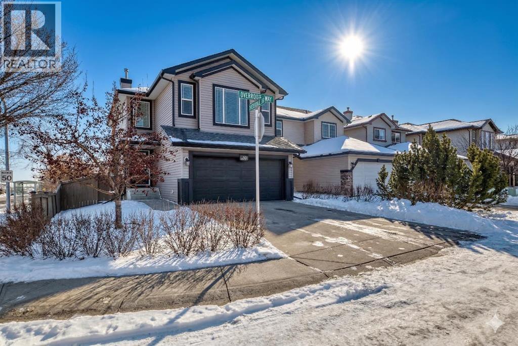 Single Family House for Sale in  Everridge Way SW Evergreen Calgary 