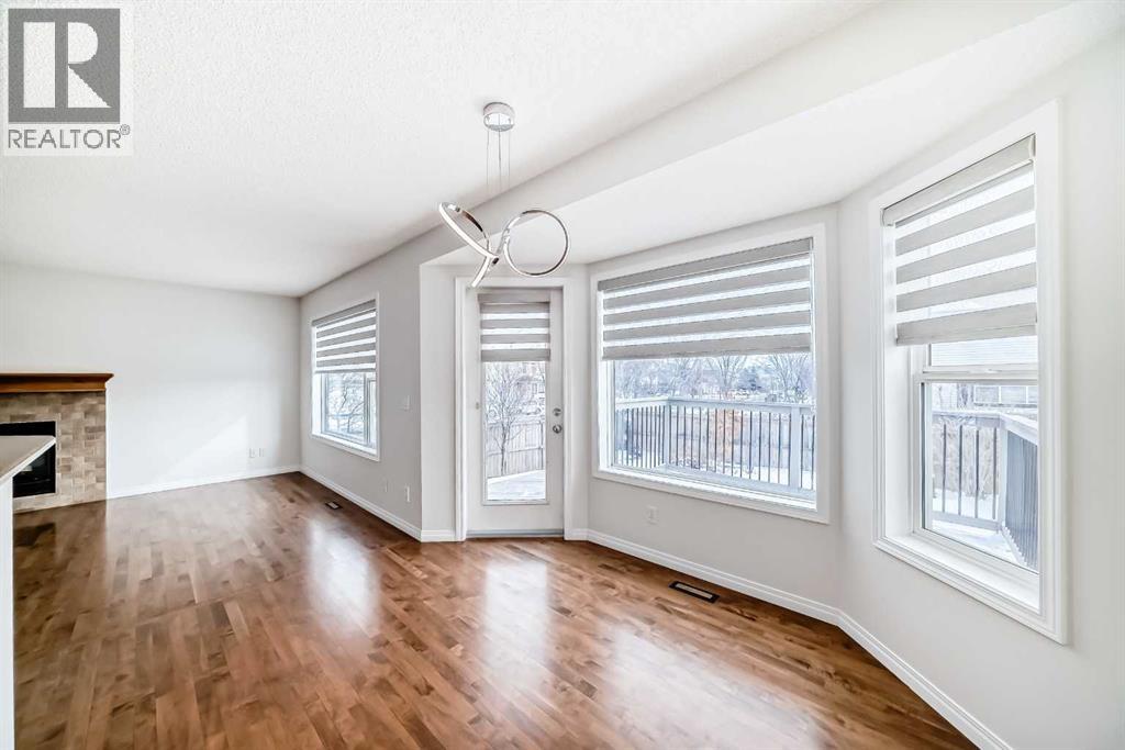 Single Family House for Sale in  Everridge Way SW Evergreen Calgary 