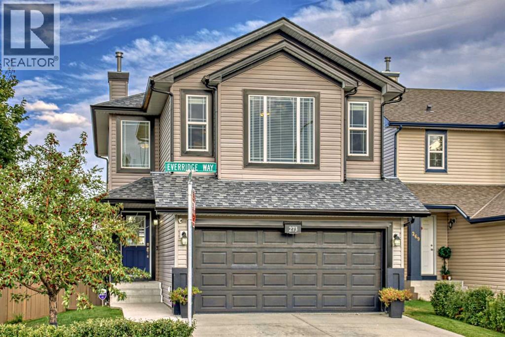 Single Family House for Sale in  Everridge Way SW Evergreen Calgary 