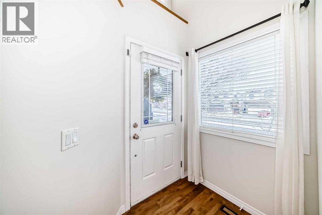 Single Family House for Sale in  Everridge Way SW Evergreen Calgary 