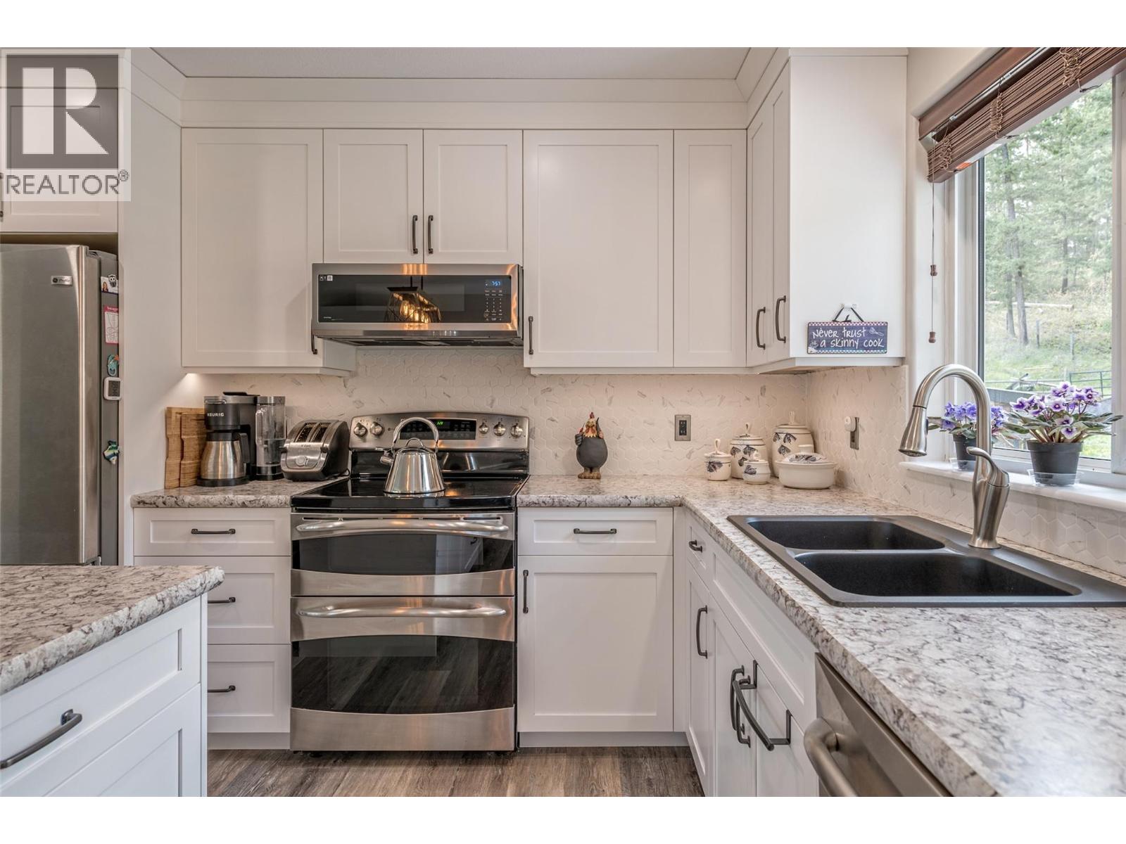 2962 McTavish Road, Salmon Arm