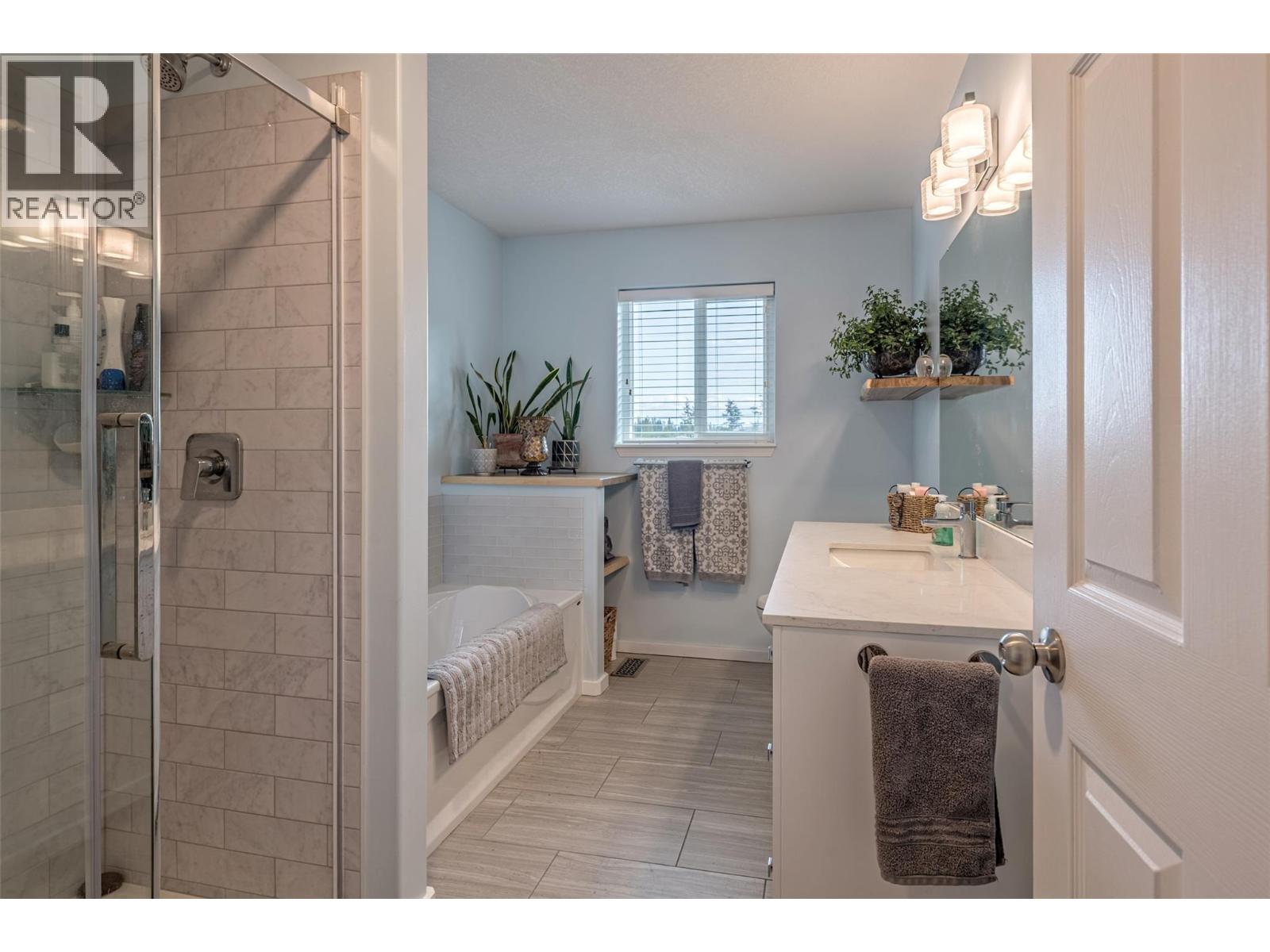 2962 McTavish Road, Salmon Arm