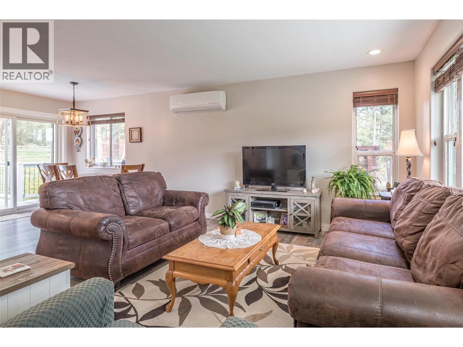 2962 McTavish Road, Salmon Arm