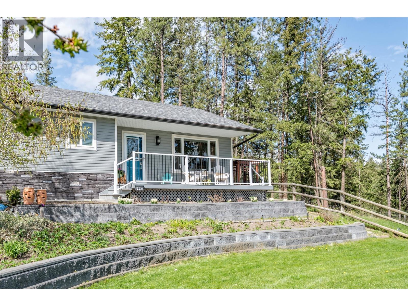  2962 McTavish Road, Salmon Arm