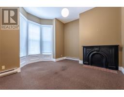 47 Leslie Street thumbnail 14