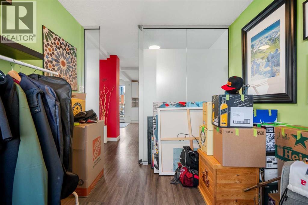 Single Family House for Sale in   th Avenue SW Cliff Bungalow Calgary 