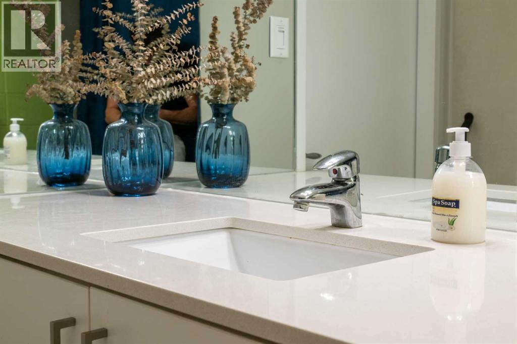 Single Family House for Sale in   th Avenue SW Cliff Bungalow Calgary 