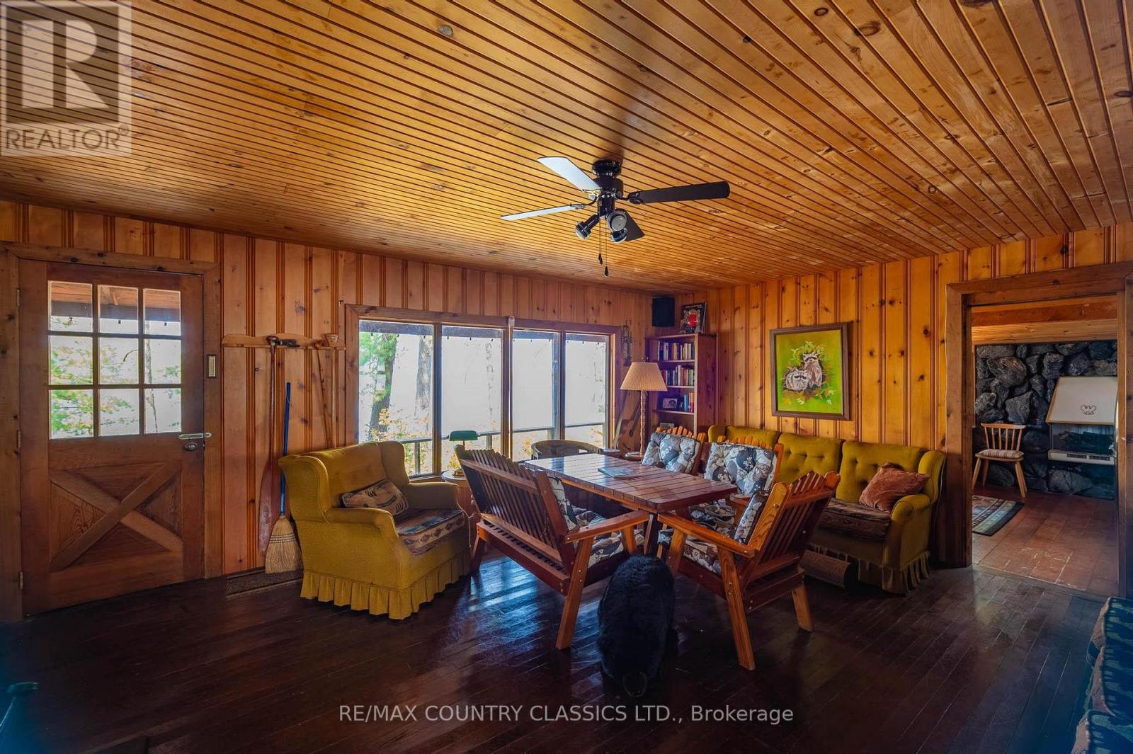 22 CHANDOS LK BALMER ISLAND - 14