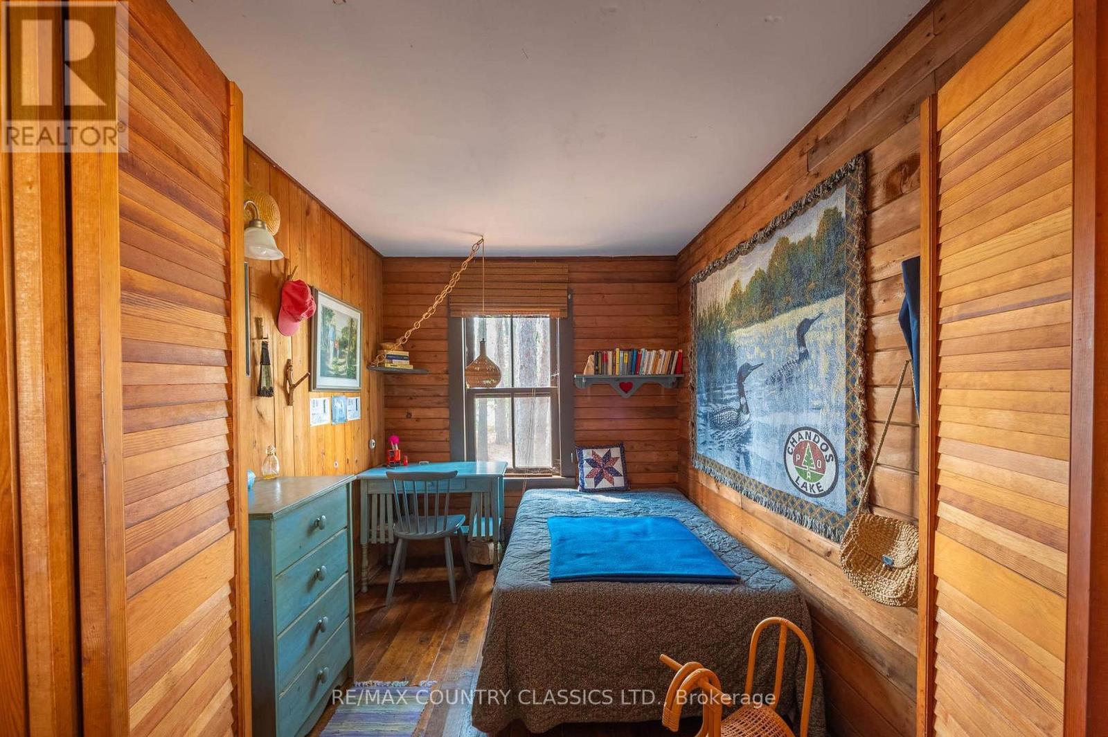 22 CHANDOS LK BALMER ISLAND - 20