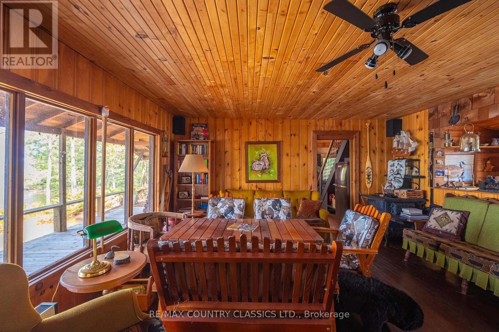 22 CHANDOS LK BALMER ISLAND - 40
