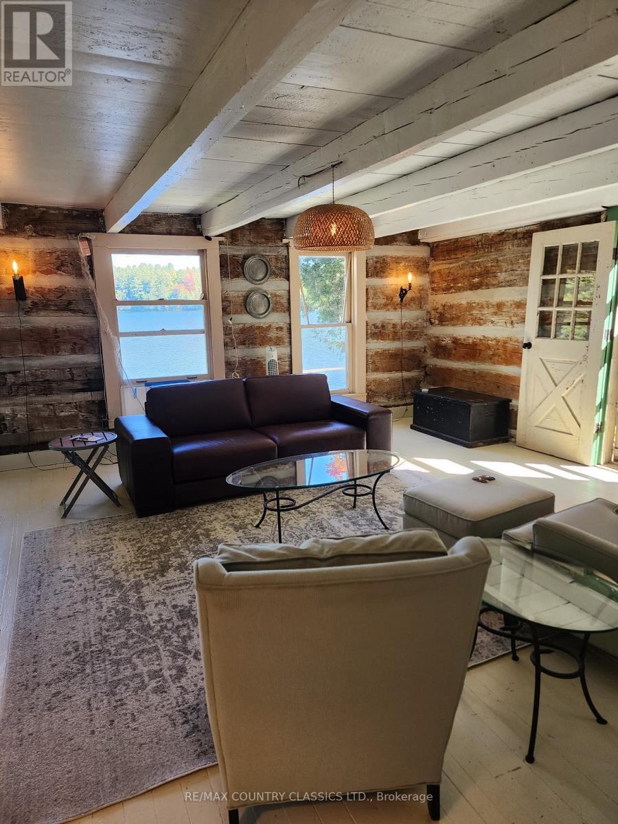 24 DANIELS LANE - 7