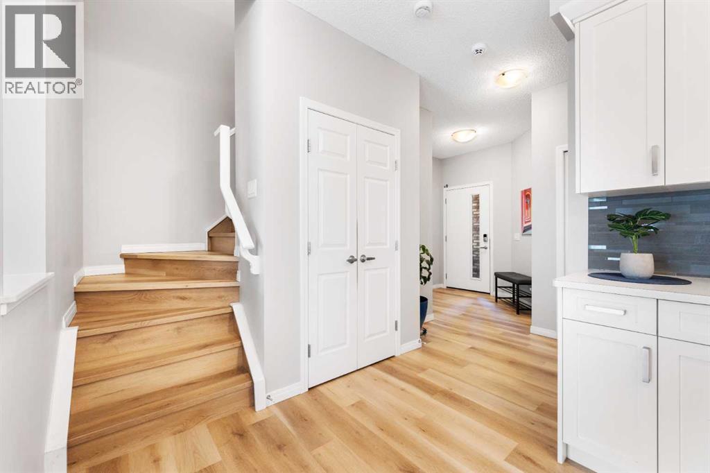 Single Family House for Sale in  Walcrest Way SE Walden Calgary 