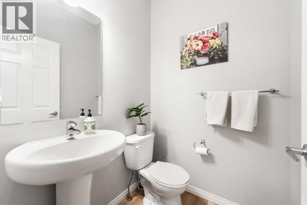 Single Family House for Sale in  Walcrest Way SE Walden Calgary 