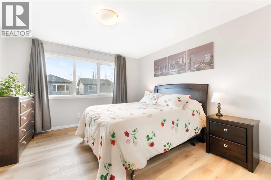 Single Family House for Sale in  Walcrest Way SE Walden Calgary 