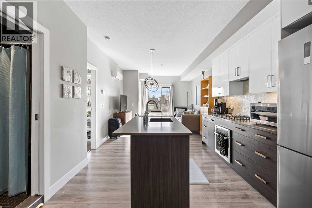 Single Family House for Sale in    Avenue SW South Calgary Calgary 