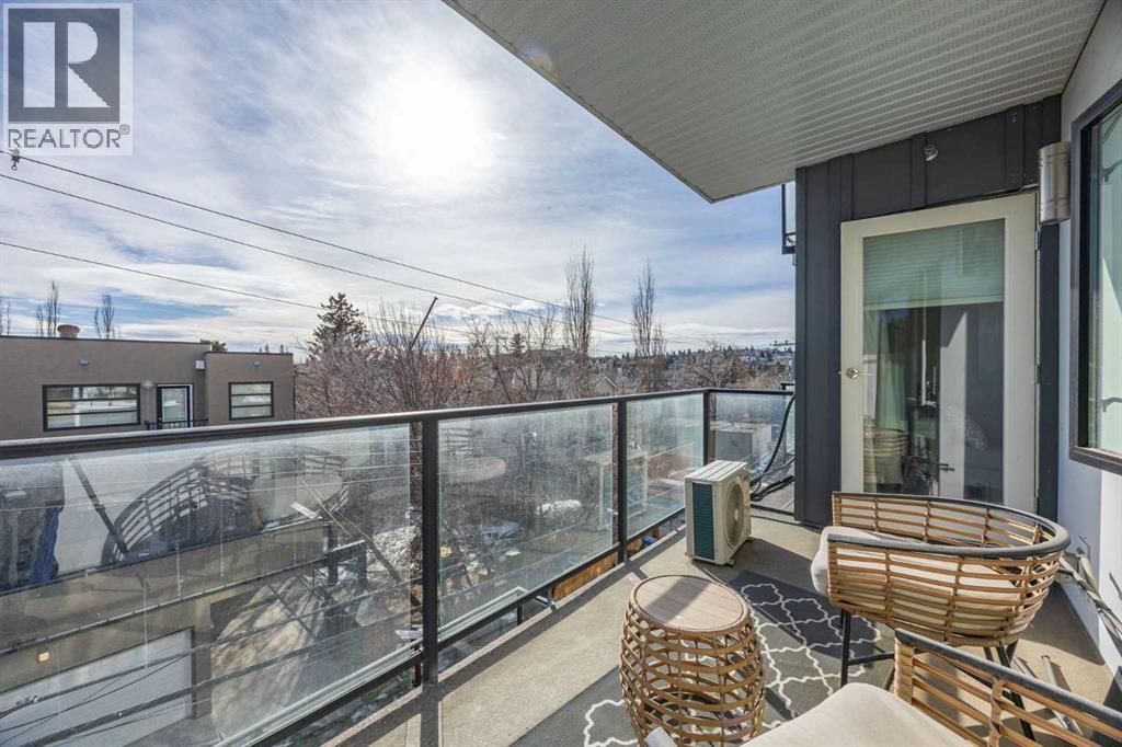 Single Family House for Sale in    Avenue SW South Calgary Calgary 