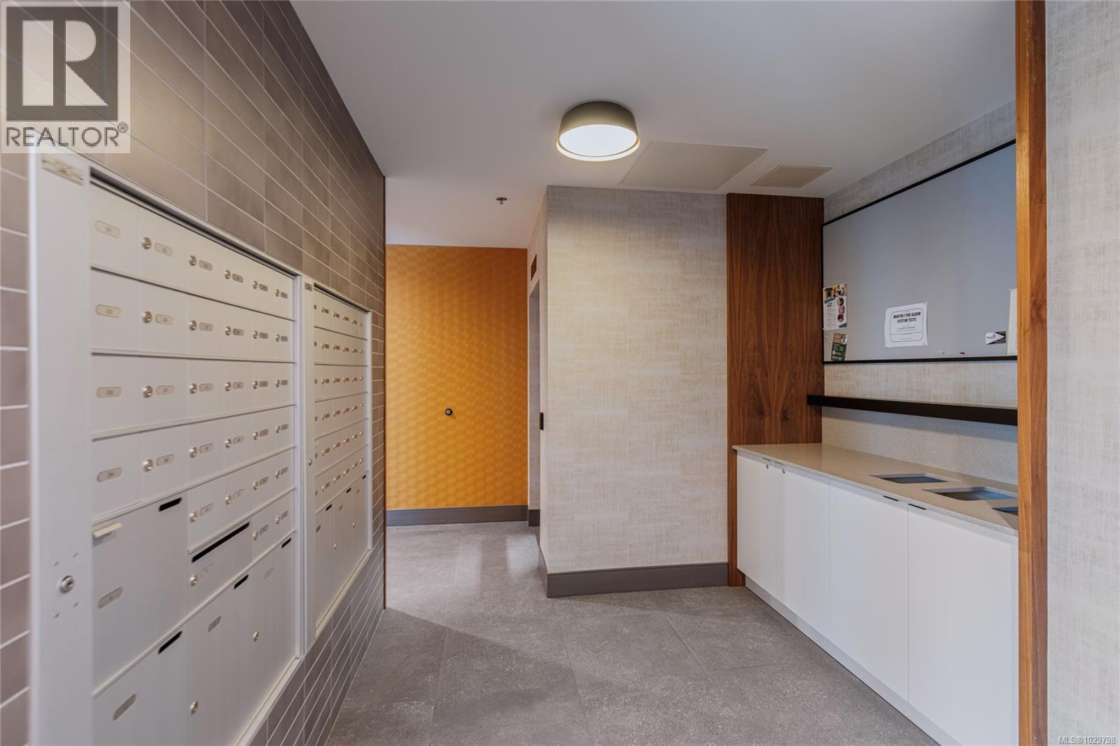 407 1114 Samar Crescent, Langford