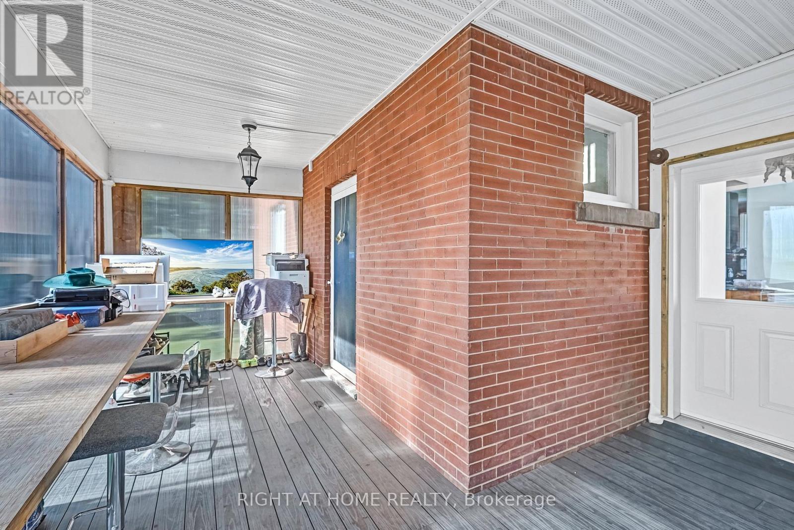 680 WINCHESTER ROAD W - 13