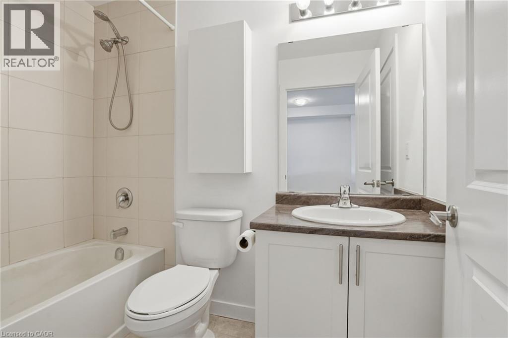 101 SHOREVIEW Place Unit# 328, Hamilton, Ontario, L8E0K2 — Photo 5